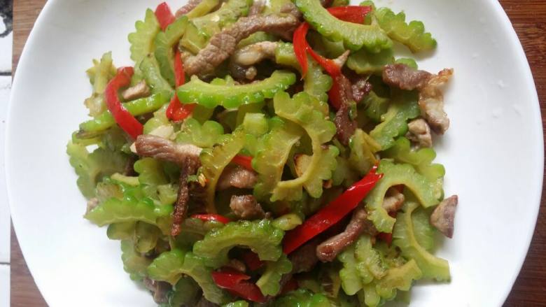 瘦肉炒苦瓜