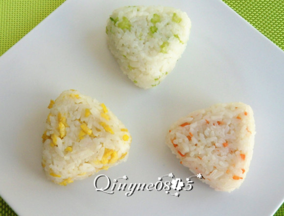彩色米饭,用模具弄个形状吧