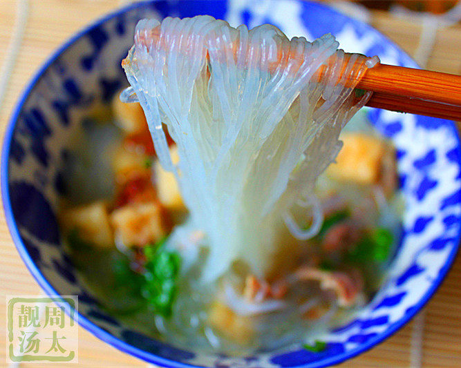 油豆腐老鸭细粉汤