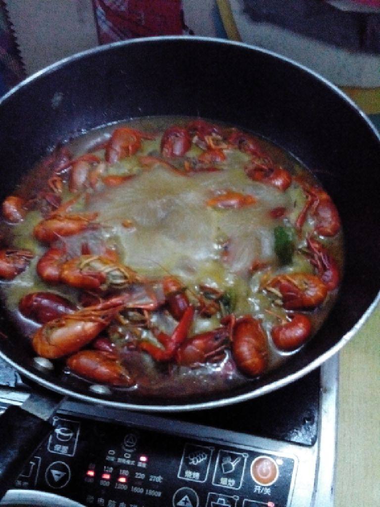 麻辣小龙虾