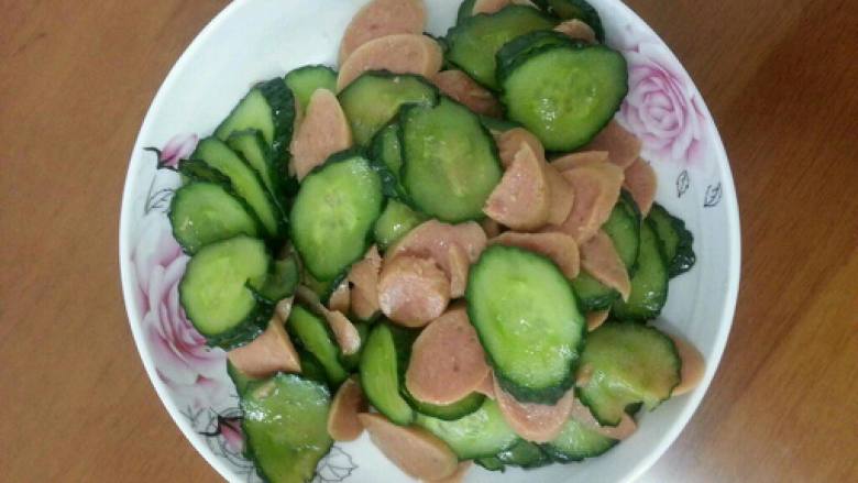 黄瓜炒火腿