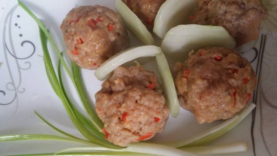 玉米粉瘦肉丸