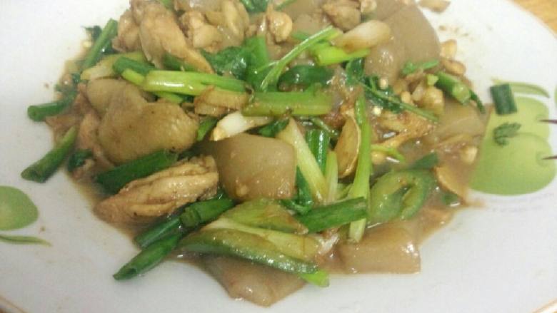 鸡腿肉炒魔芋