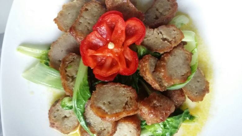肉丸片炒青菜