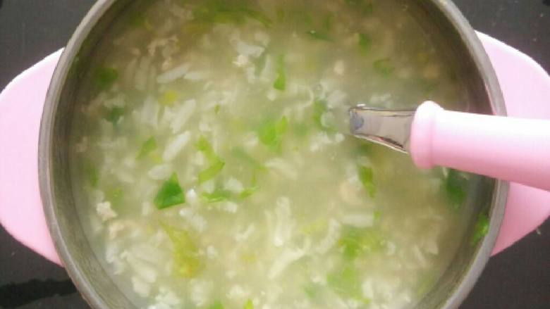 儿童辅食～鸡肉豌豆青菜粥