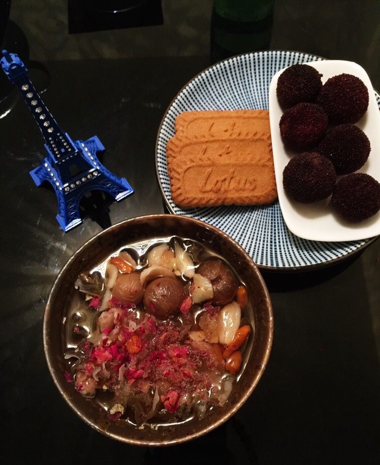 玫瑰补血养颜甜汤