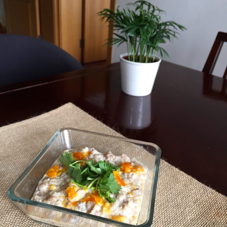 咸蛋黄蒸肉饼
