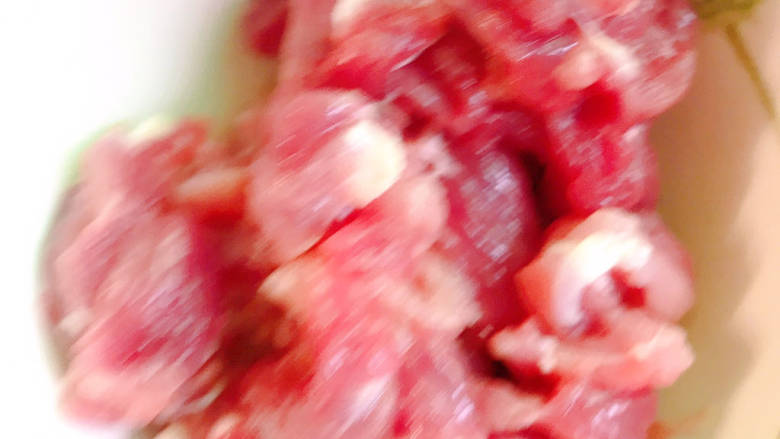 辣椒豆腐干小炒肉,<a style='color:red;display:inline-block;' href='/shicai/ 429'>瘦肉</a>切片