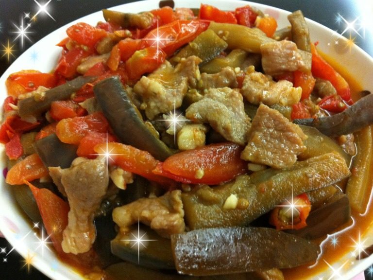 公主大红大紫-双茄炒滑肉（番茄茄子炒猪肉\西红柿茄瓜炒瘦肉）
