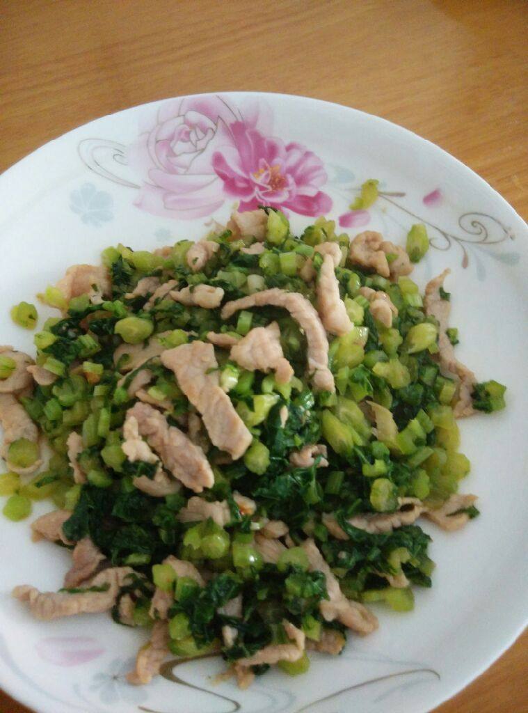 芥菜炒猪肉丝