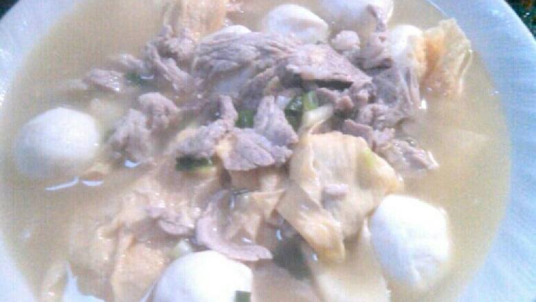 鱼丸腐皮瘦肉汤,出锅咯