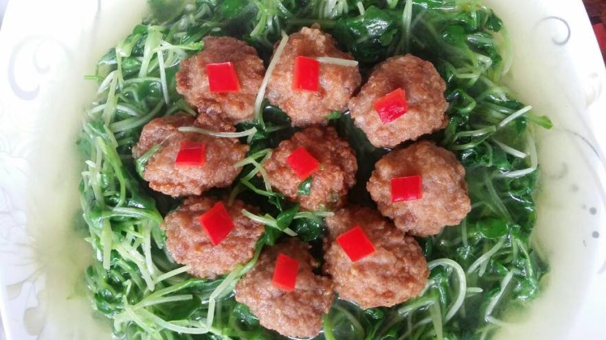 小罗卜芽香菇肉丸