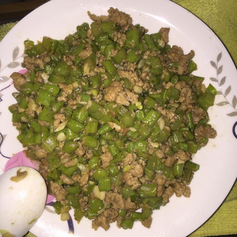 凉瓜豆角炒肉末