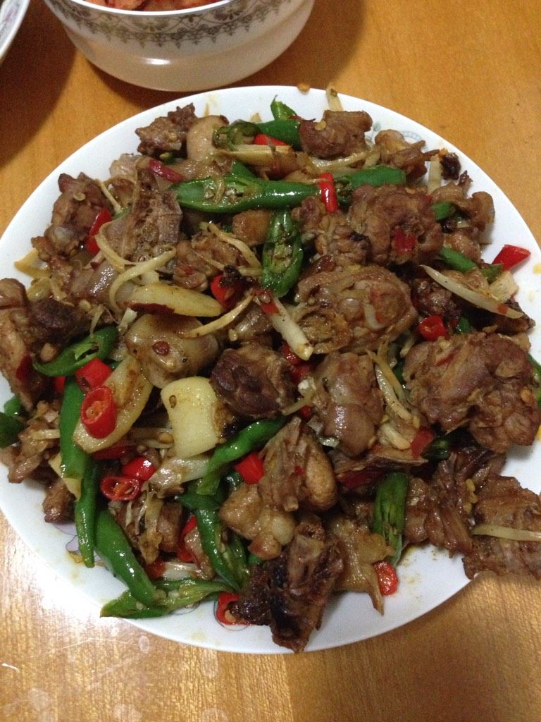 爆炒鸭肉