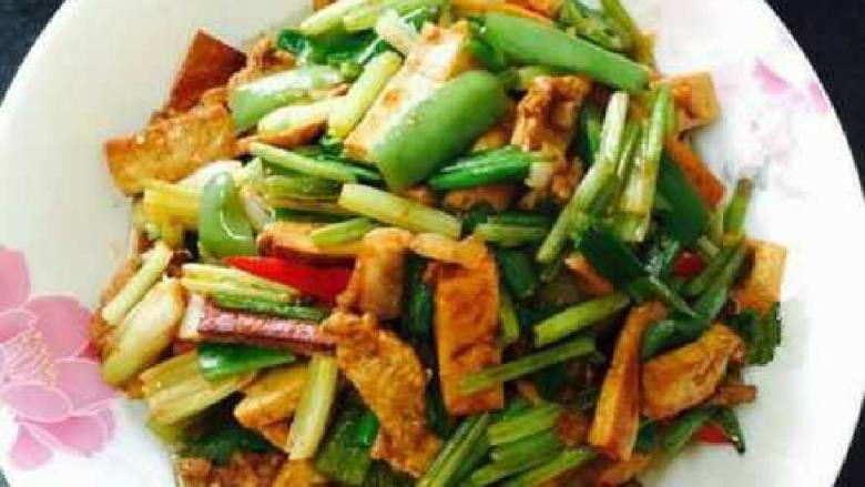 芹菜炒香干