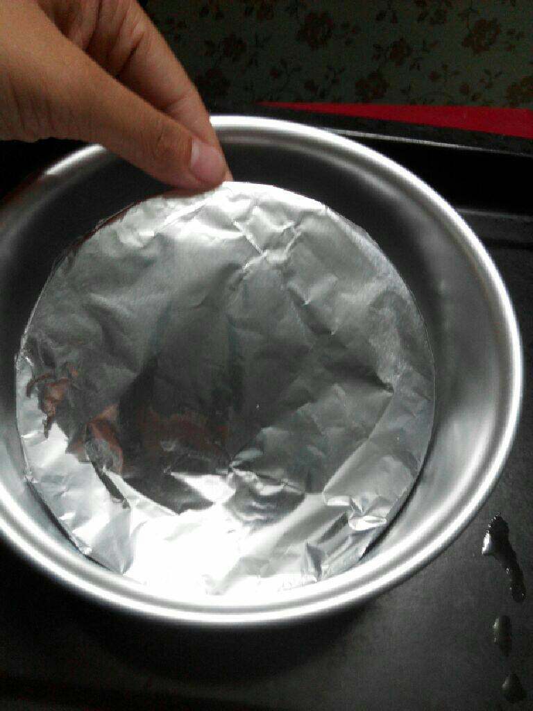 酸奶蛋糕,模具底铺锡纸