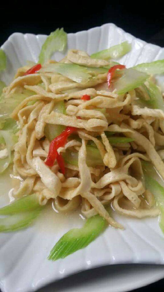 豆腐千张炒西芹