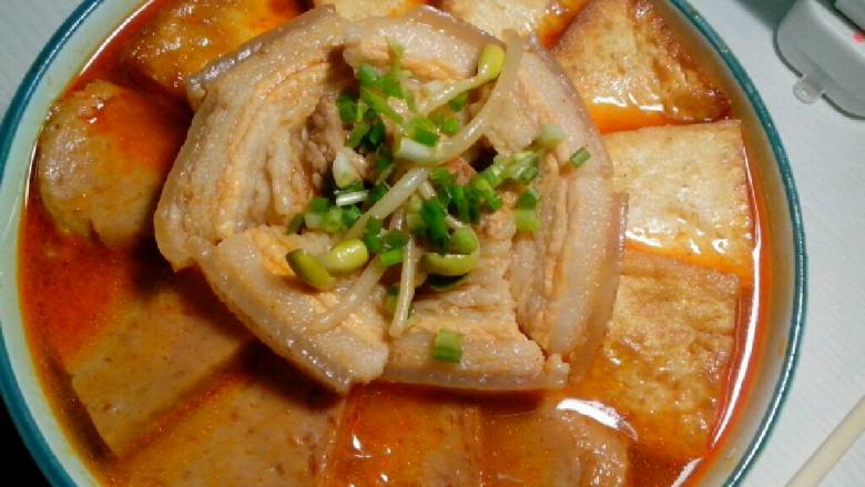 韩式五花肉辣白菜汤