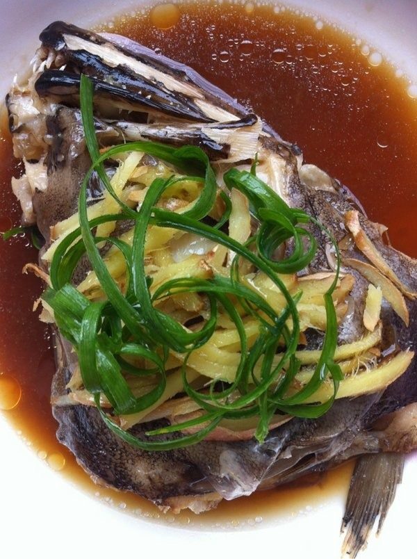 家炖鸦片鱼头