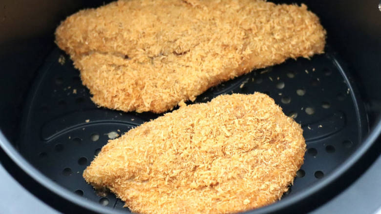 香酥风味鱼排（空气炸锅版）,出锅咯。