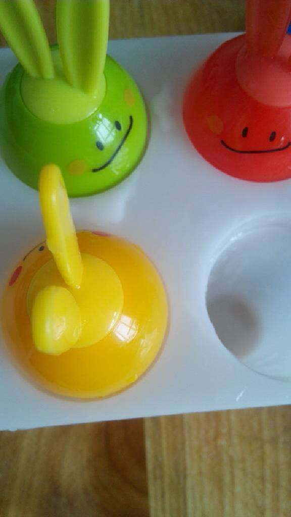 绿豆雪糕,倒入模具中