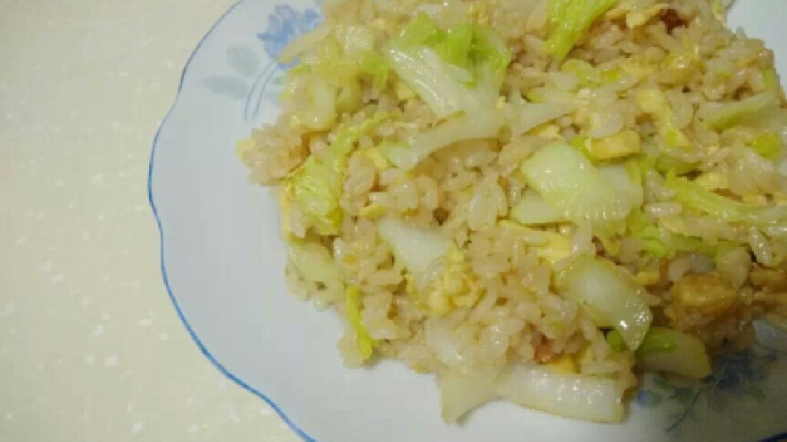 黄芽菜鸡蛋炒饭