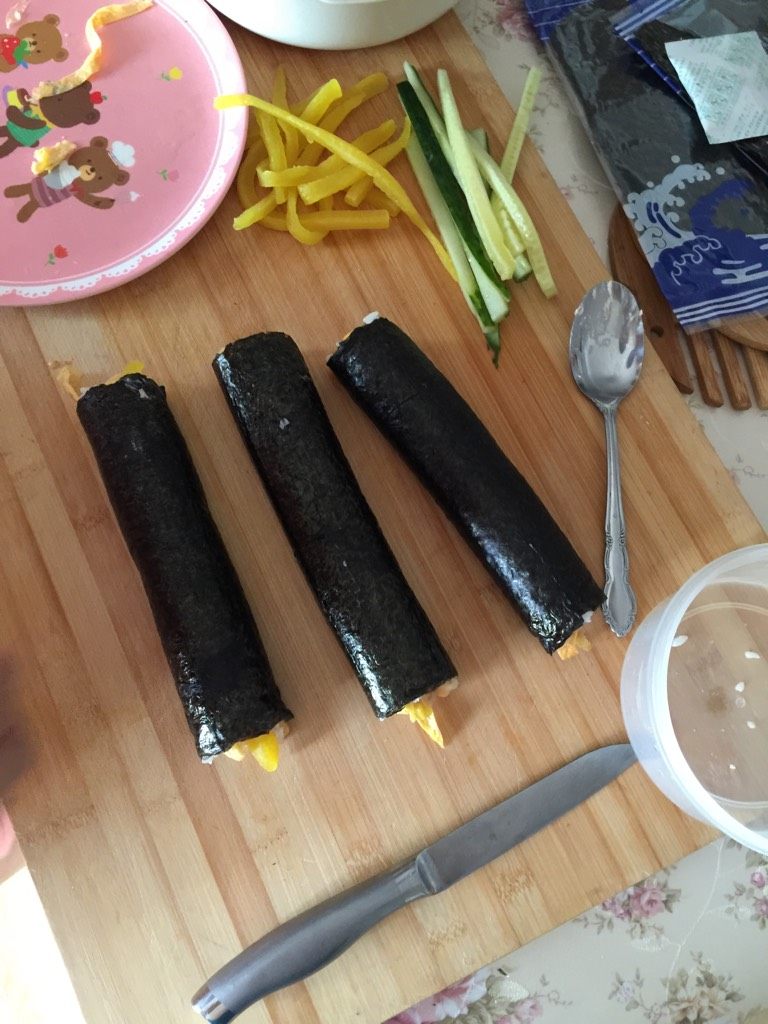 紫菜包饭,卷好的图
