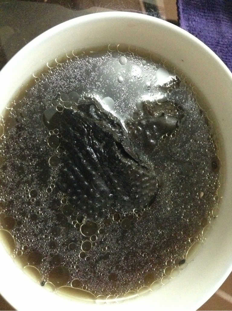 黑芝麻乌鸡汤