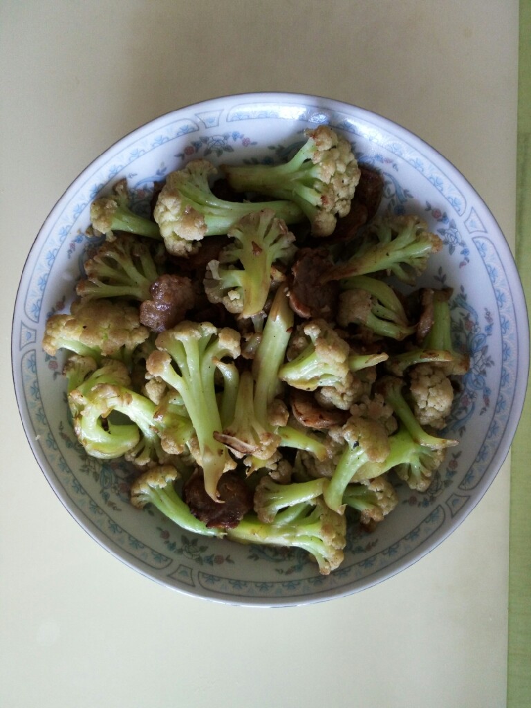 香肠花菜