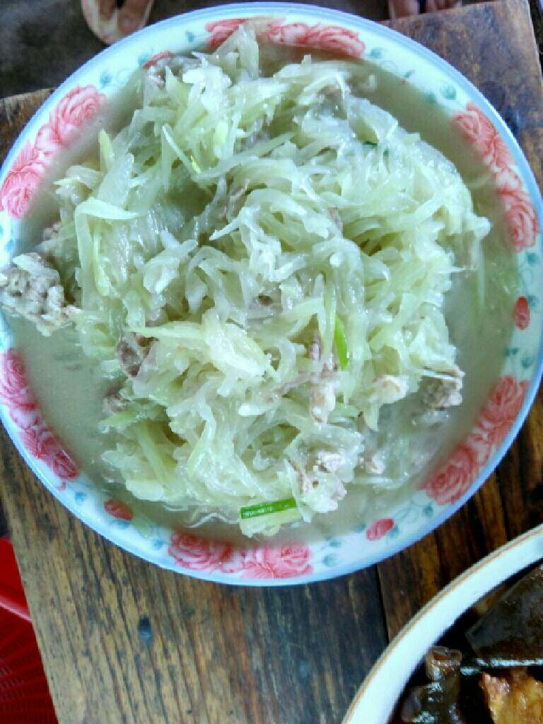 西葫芦丝炒肉