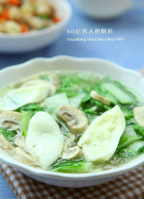 蘑菇烩蛋白