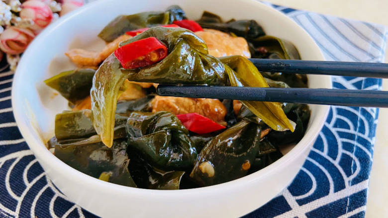 海带炒肉片,鲜香美味,营养丰富!