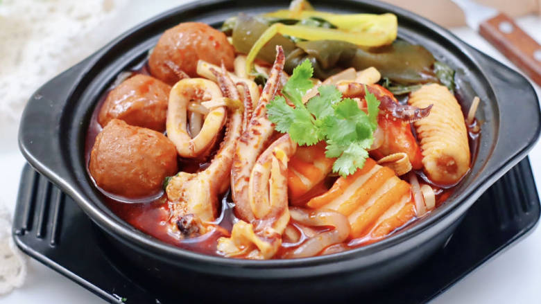 砂锅鱿鱼土豆粉