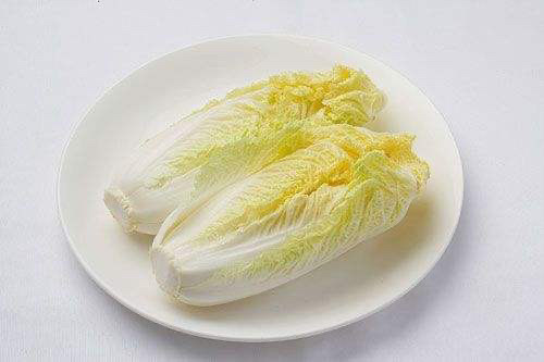 素炒白菜,白菜心当然更好吃,更嫩。