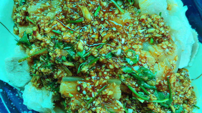 #闹元宵#蒜泥白肉,淋上调好的料汁