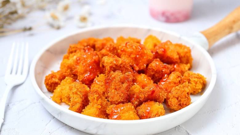 酥炸蘑菇,香酥美味比肉还好吃哟!