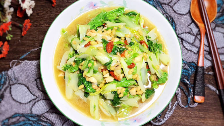 瓜子仁炝白菜,一道美味的瓜子仁炝白菜就做好了