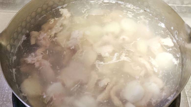 山药瘦肉汤,放瘦肉
