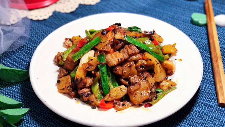土豆回锅肉